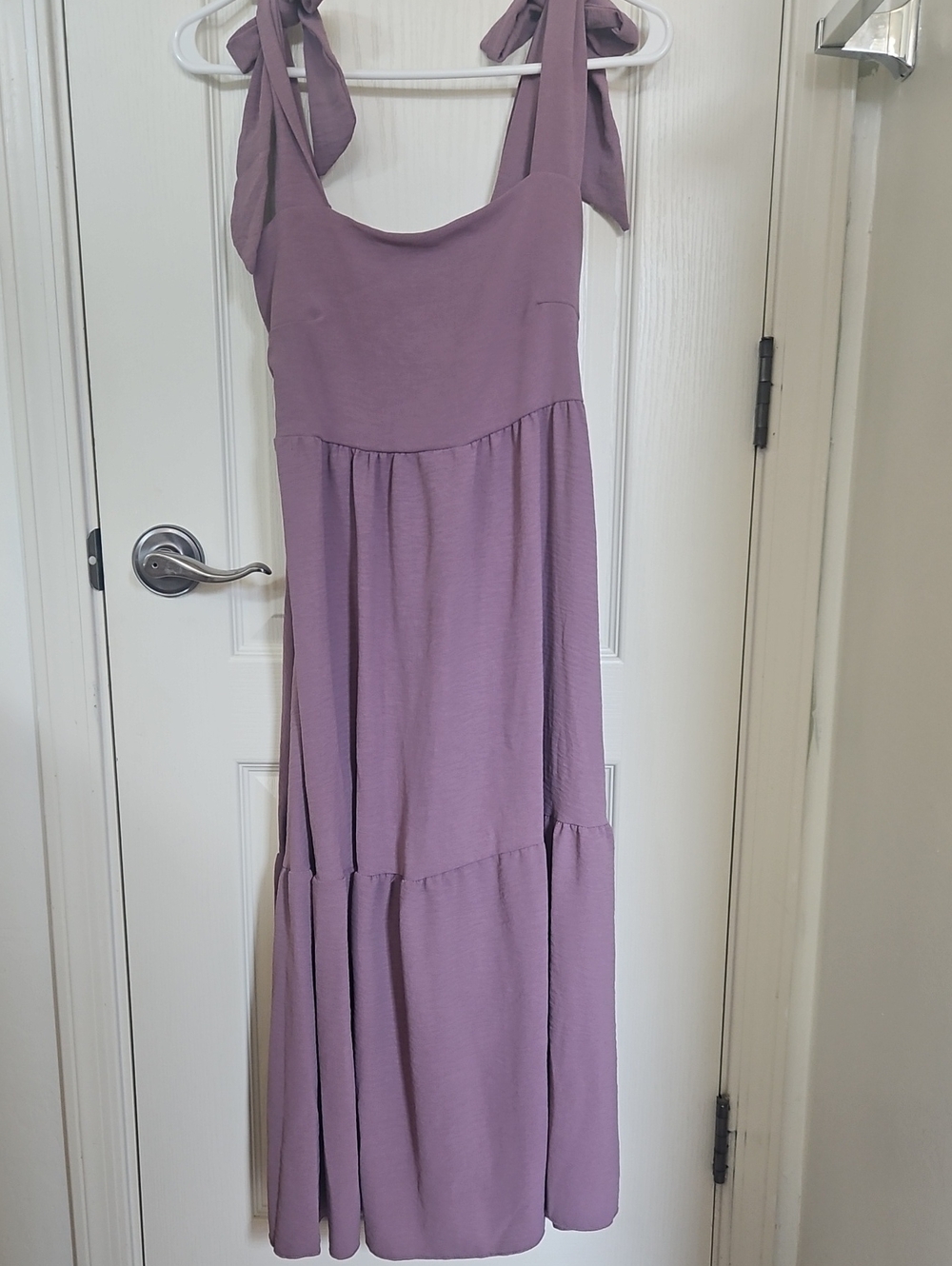 Ladies Tie-Shoulder Lavender Maxi Dress